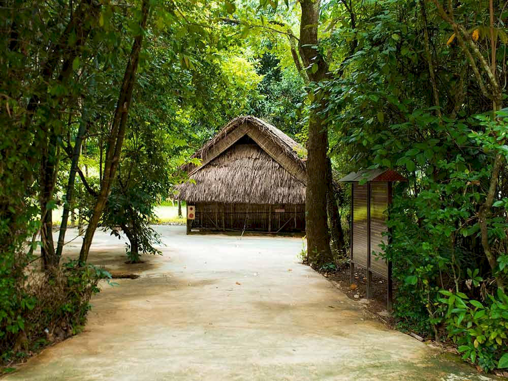 Lò rèn Cố Điền